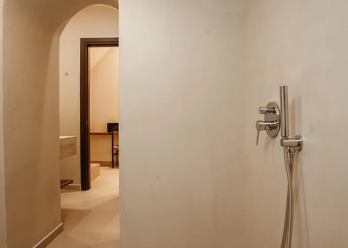 Noema - Athena لينثوس